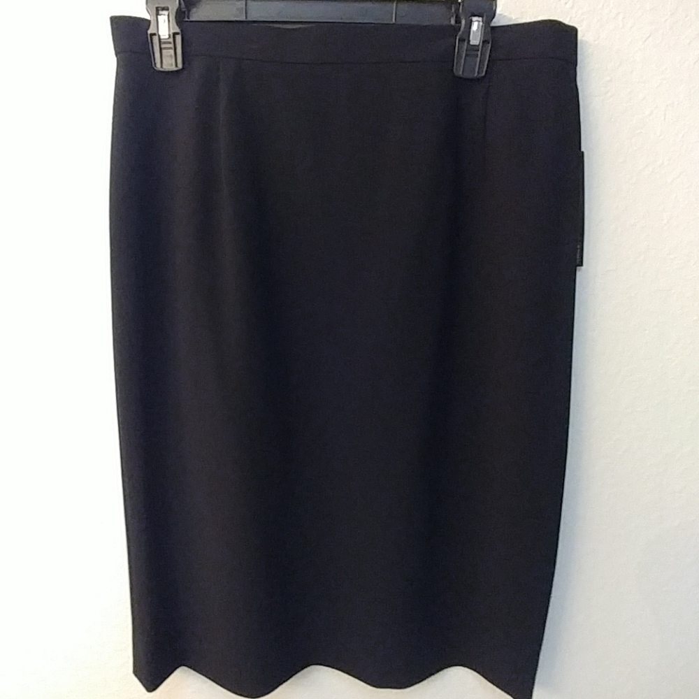 Black pencil skirt